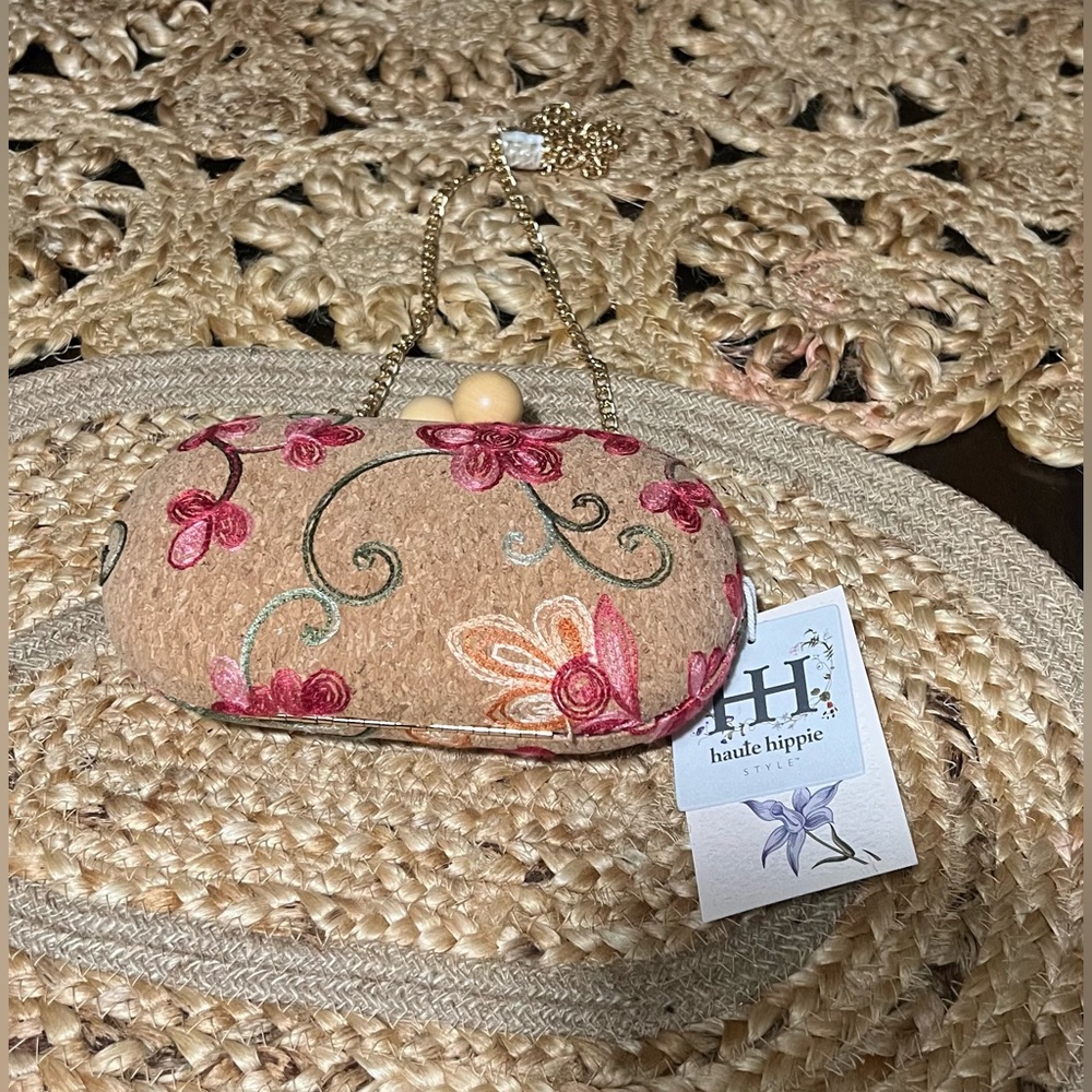 Embroidered Floral Clutch Bag in Tan and Pink - Picture 2 of 6
